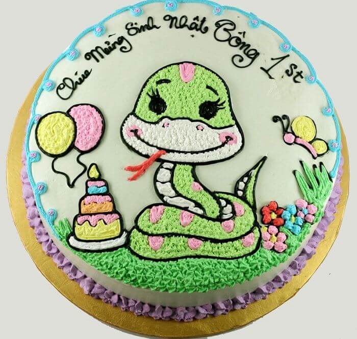 Mau banh sinh nhat hinh ran cute